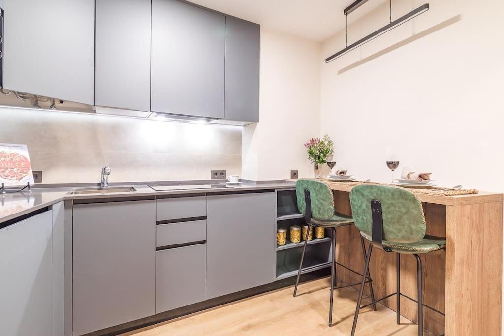 Apartamento Reformado Y Tranquilo Junto A Gran Via مدريد المظهر الخارجي الصورة
